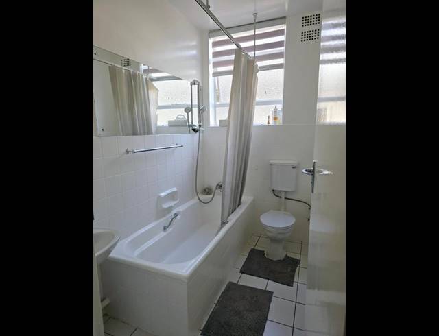 2 BEDROOM APARTMENT FOR SALE IN HOUGHTON